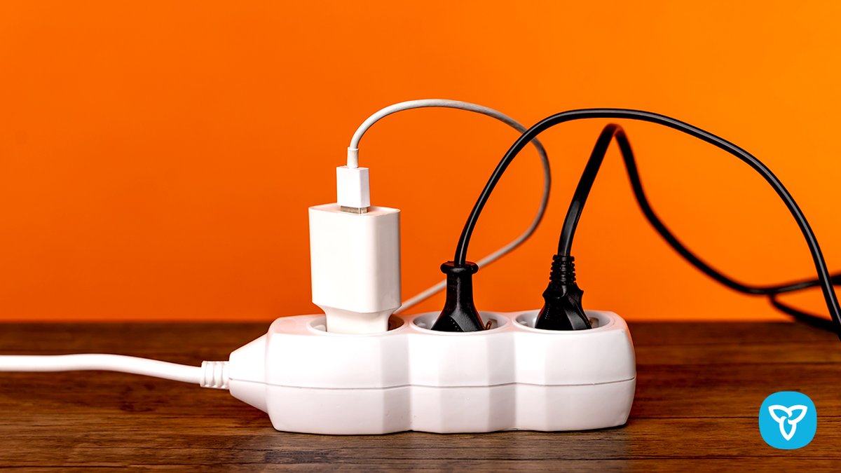 ONenergy's tweet image. Are you looking to #ConserveEnergy in your home?

✅ Install a smart thermostat to control your heating and cooling.
✅ Unplug electronics when not in use
✅ Switch to LED lighting to save $$$
✅ Look for Energy Star-certified products or appliances to #SaveEnergy