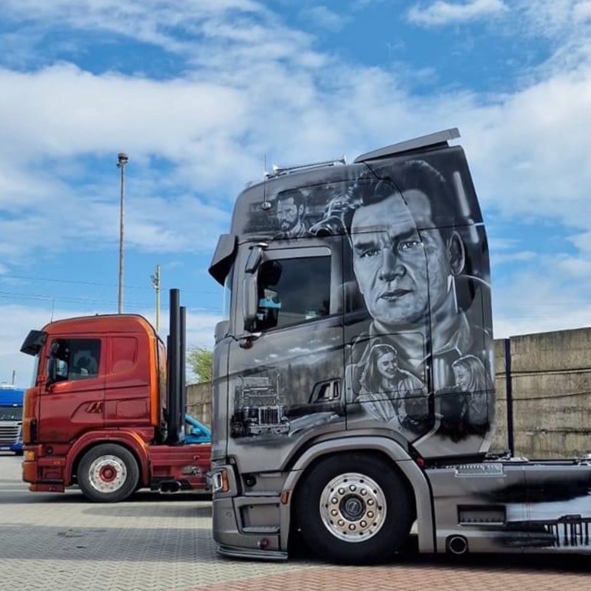 ScaniaStraightPipe🇳🇱 tweet media