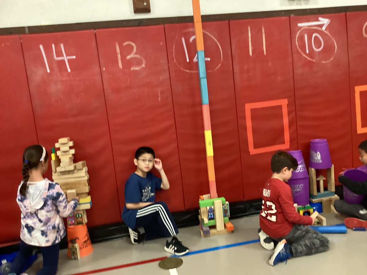 tgree03's tweet photo. #ewlearns #physed Here are some creative and impressive structures. https://t.co/DkXHuXeK7F