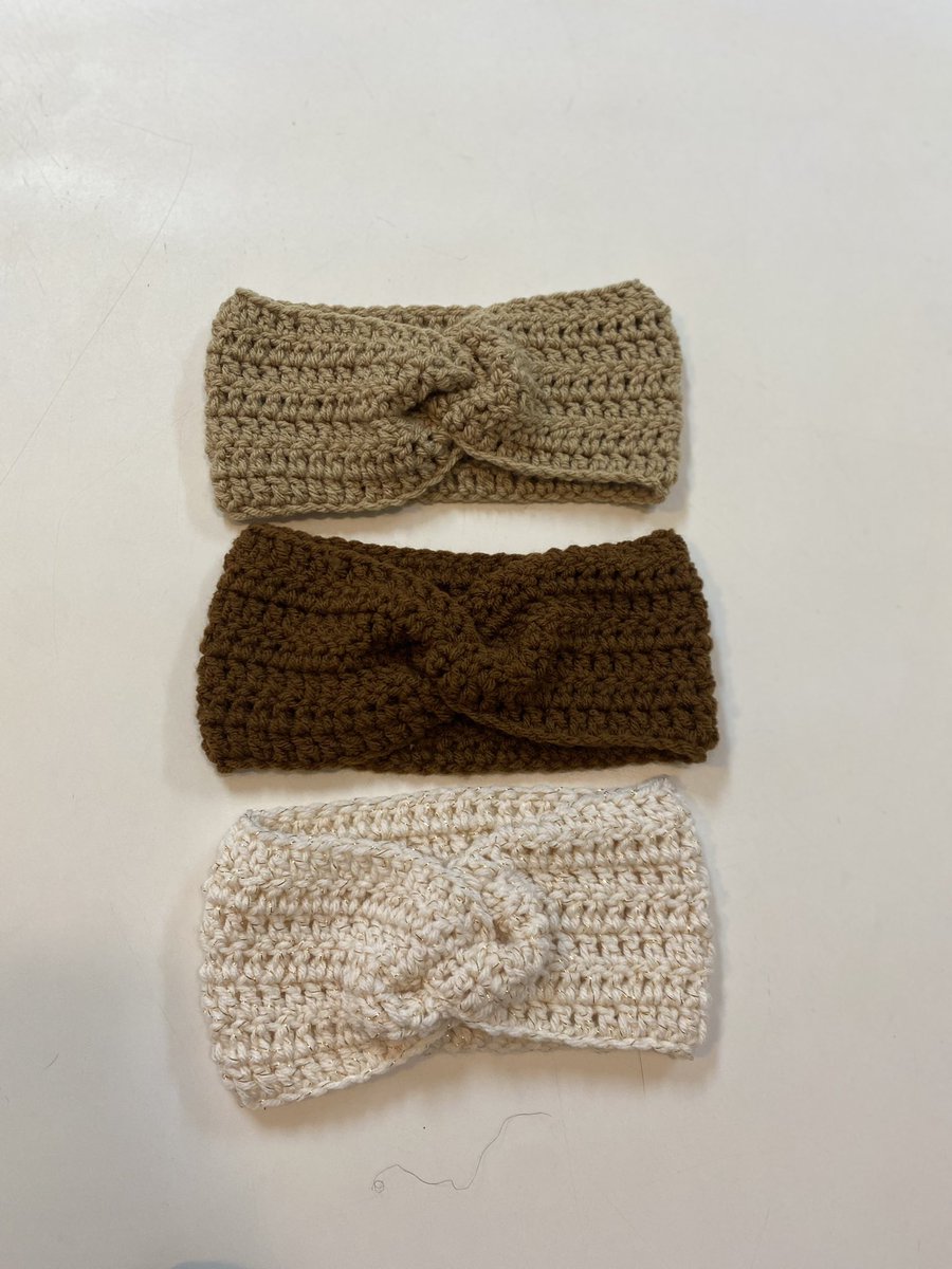 GetHookedByDom's tweet photo. Girls head bands 🥰🥰🥰🥰🥰🥰 https://t.co/pL39ahXB0F