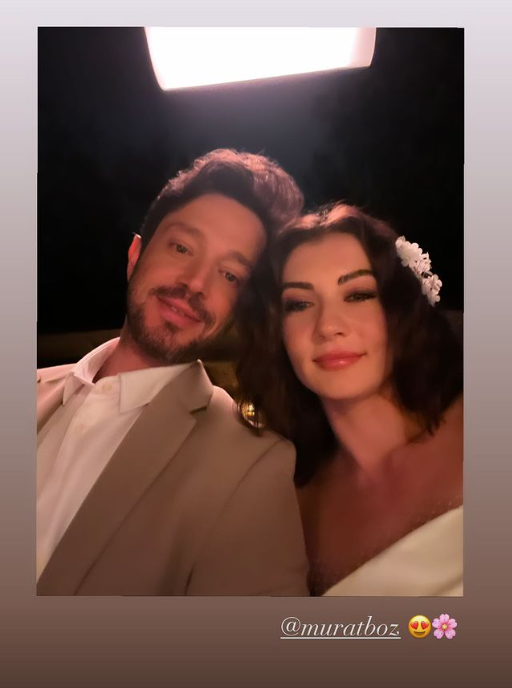 Magazin_Buradaa's tweet photo. #Burcuözberk Rüyanda Görürsün filmindeki partneri #Muratboz ile birlikte pozunu paylaştı 📸🔥 https://t.co/Qt5EJiv4rq