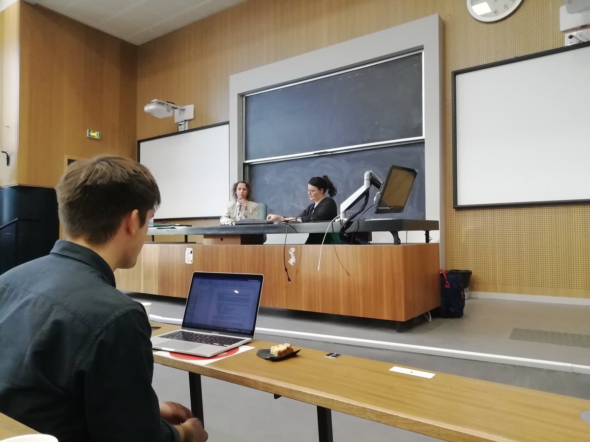 MagaliSizorn's tweet photo. C'est parti pour la journée d'étude sur les espaces du cirque engagé à l'université Bordeaux Montaigne !
J'y présente une communication sur les impensés du travail mobile:  maternité et parentalité chez les artistes de cirque.
#cccique #cetaps https://t.co/BD0V8SwwNe