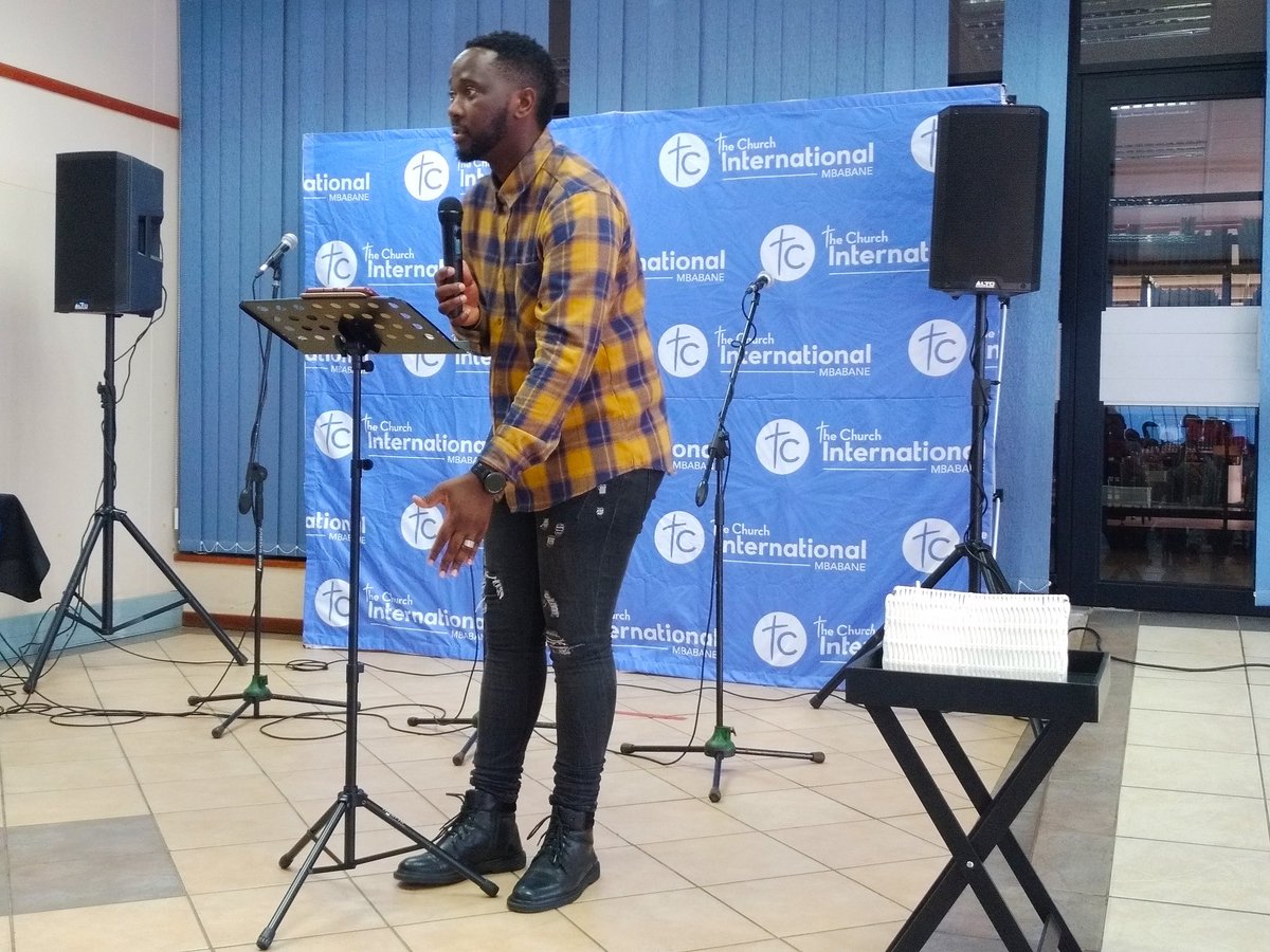 emmanueldonline's tweet photo. I am definitely the one I have been waiting for! No longer looking around, now searching within! The kingdom is there ✝️!
#topoftheday
#tini
#diaryofachurchplanter
#Mbabane https://t.co/G9TRI8JUer