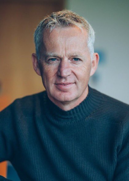 DutchCentre's tweet photo. We are proud to present Roel de Vries, Group COO of City #Football Group, as our next #NederlandseCityLunches guest speaker (in #Dutch)!
Join us TODAY, Weds 19 October, 12-2pm at the #DutchCentre.
Tickets are available on the door or reserve yours here: https://t.co/pdBj9mkIsk https://t.co/SaqXFRqS3V