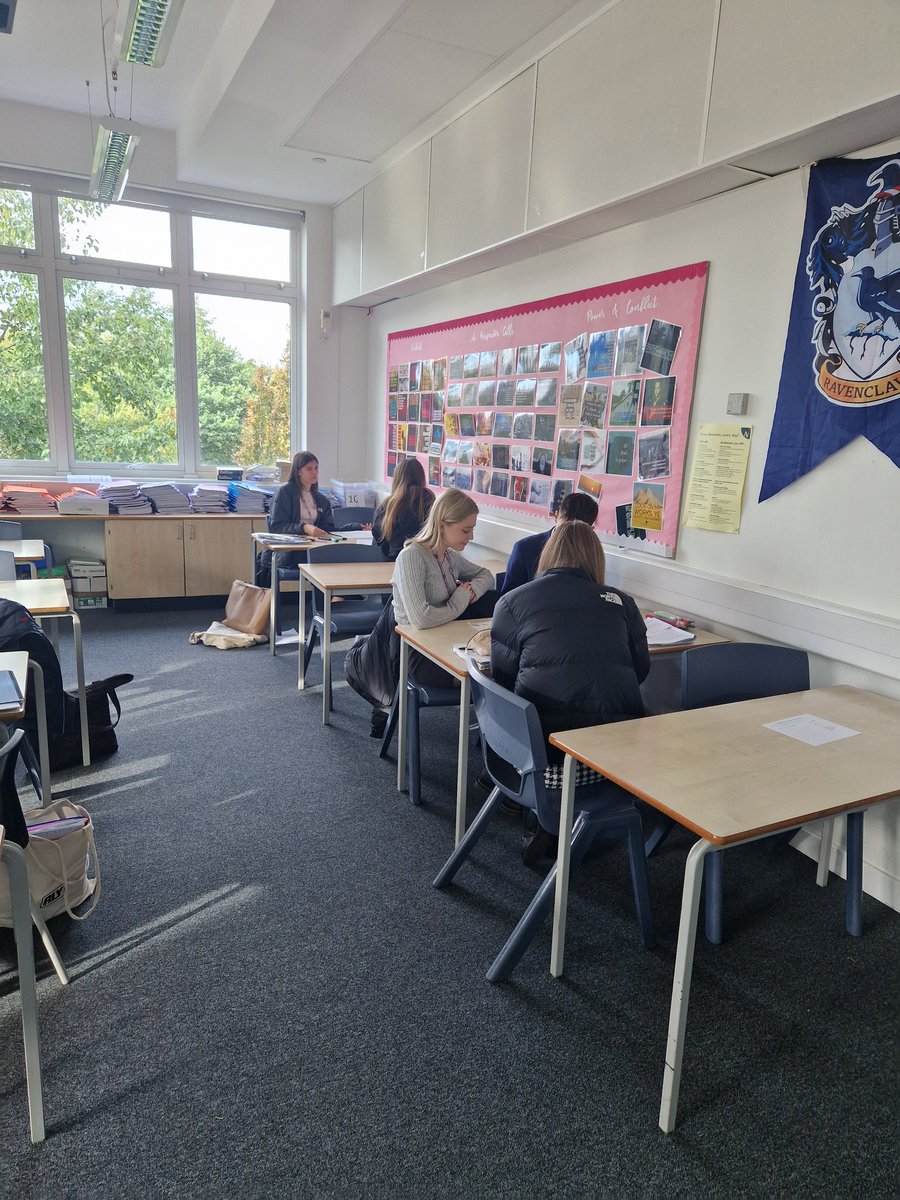 Child language theorist marketplace with Y13 linguists today!  <a href="/NorthBromsgrove/">North Bromsgrove High School and Sixth Form 🌈</a>