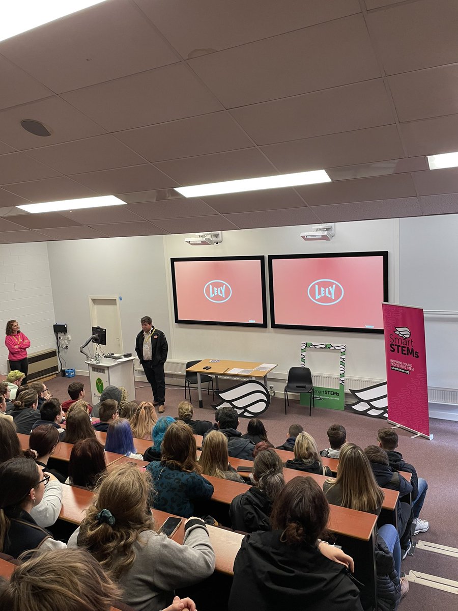 <a href="/LelyMidlands/">Lely Center Midlands</a> kicking off todays event! #Robotics #Farming #CollabIskey @JackieHough2 <a href="/MyerscoughColl/">Myerscough College & University Centre</a>