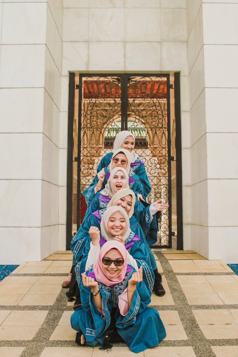 Archive from previous shoot in UIA. 

Do DM me or Whatsapp at 013-4443386 for Booking📞 

#photographermalaysia #photographerkedah #photographerperlis #photographerpenang #photographerperak #uia #uiapreconvo #uiapreconvocation #preconvocationphotoshoot  #allimerakeyphotography