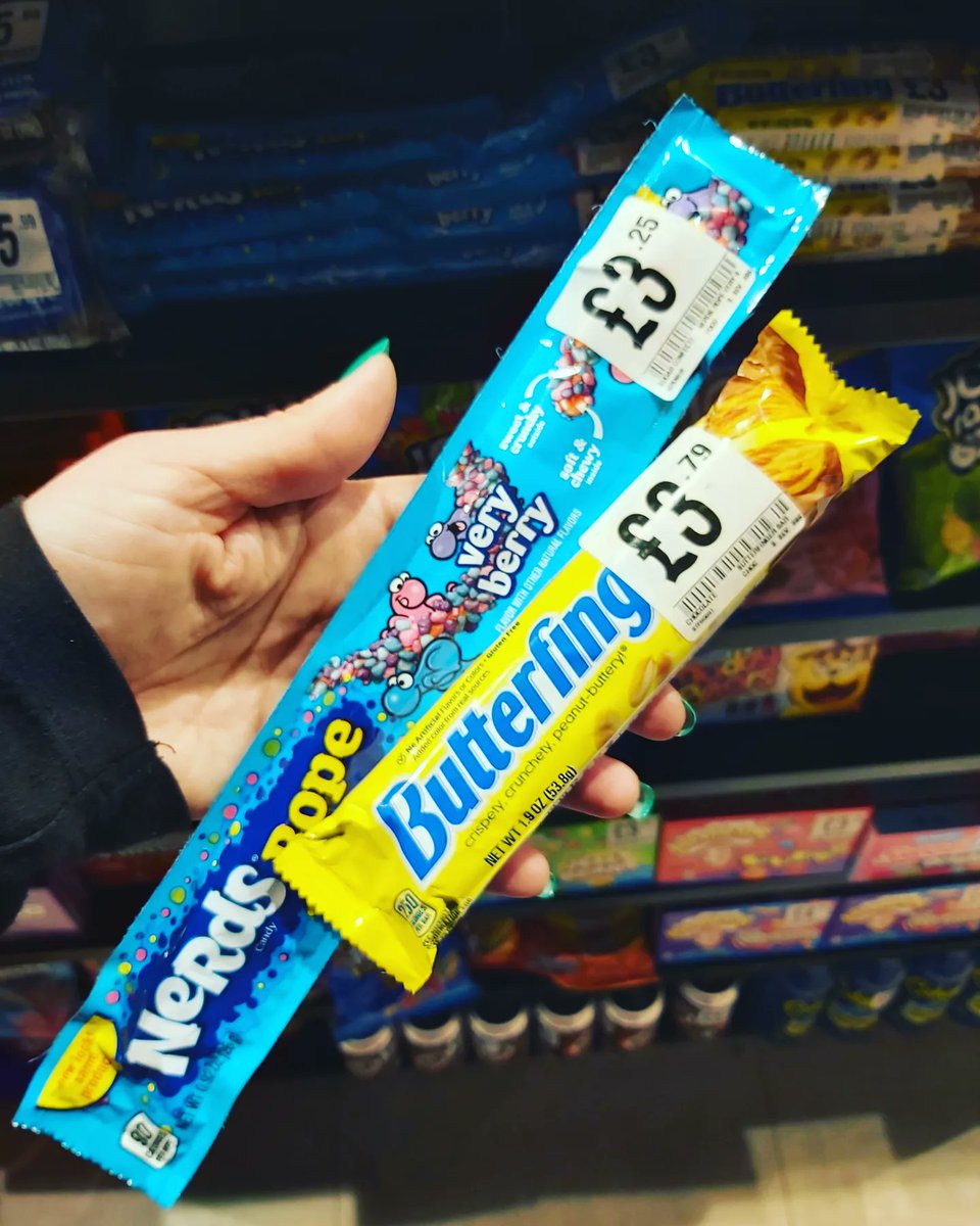 hmvIpswich's tweet photo. We've had some new additions to our American sweets, including #PopRocks #LaffyTaffy #Butterfinger &amp; #PopTarts to name a few
#AmericanSweets 
#sweets 
#HighStreet 
#shopping https://t.co/FeSmdrgYI8