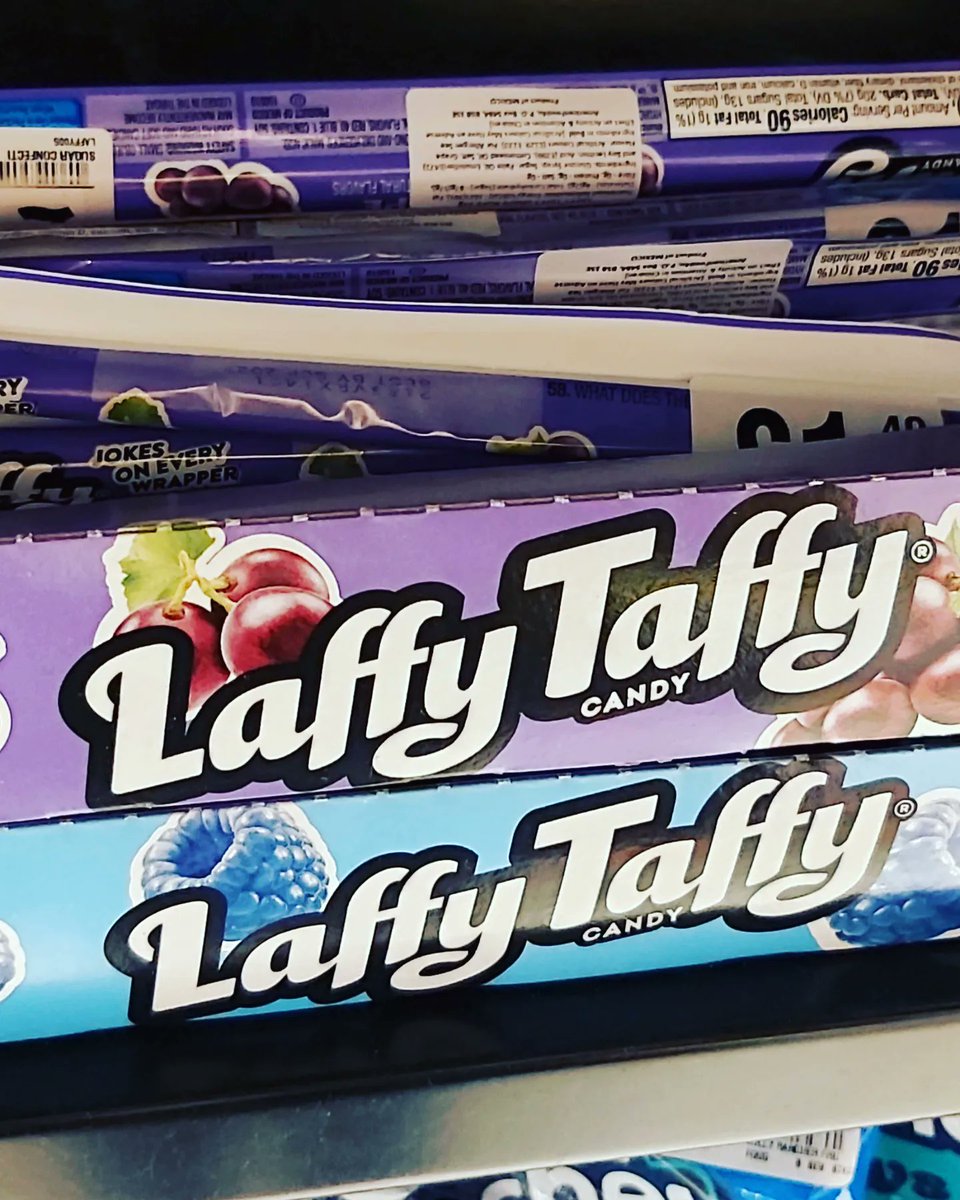 hmvIpswich's tweet photo. We've had some new additions to our American sweets, including #PopRocks #LaffyTaffy #Butterfinger &amp; #PopTarts to name a few
#AmericanSweets 
#sweets 
#HighStreet 
#shopping https://t.co/FeSmdrgYI8