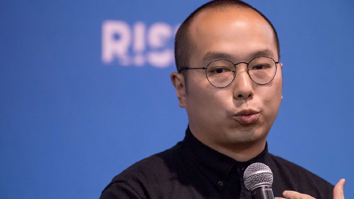 Casey Lau (@casey_lau) on Twitter photo Oh hello 👋 Ray Chan from <a href="/9GAG/">9GAG ❤️ Memeland</a> talking about <a href="/Memeland/">Memeland ❤️ Memecoin</a> and explaining Web3 potatoes on <a href="/proof_xyz/">PROOF</a>
podcasts.apple.com/us/podcast/pro… Oh hello 👋 Ray Chan from <a href="/9GAG/">9GAG ❤️ Memeland</a> talking about <a href="/Memeland/">Memeland ❤️ Memecoin</a> and explaining Web3 potatoes on <a href="/proof_xyz/">PROOF</a>
podcasts.apple.com/us/podcast/pro…