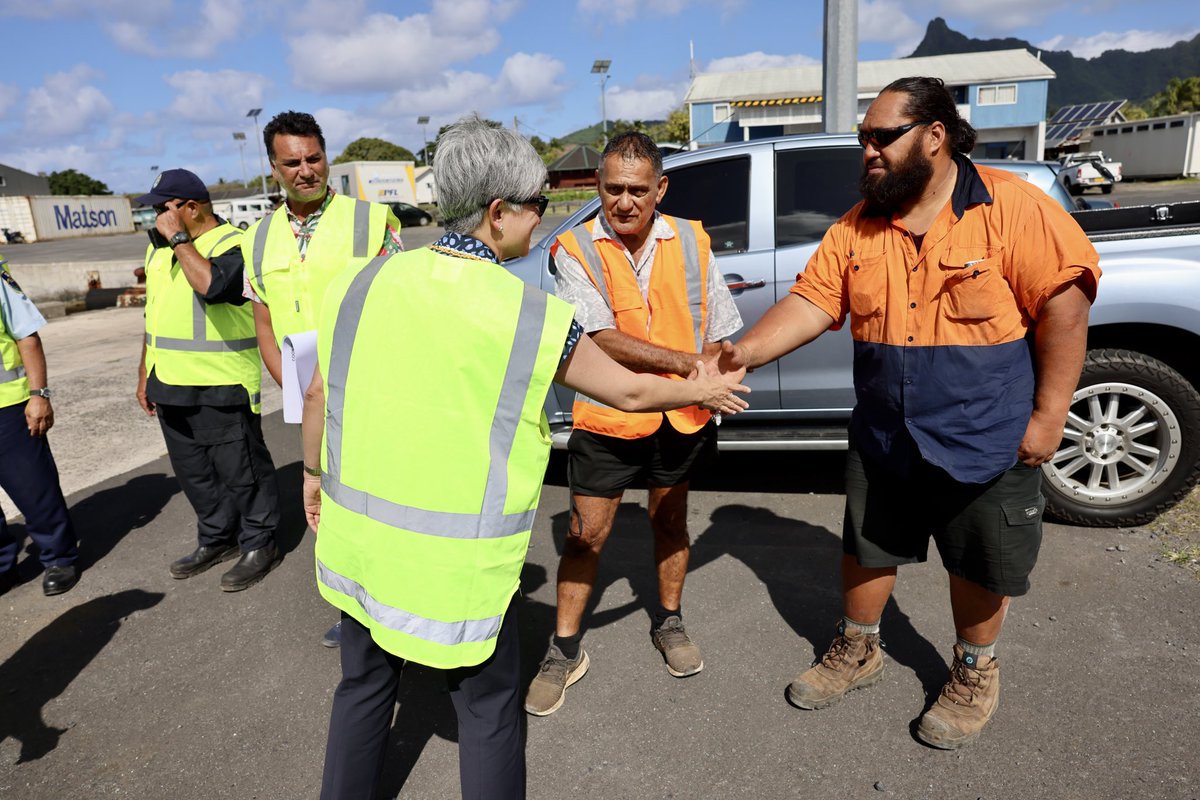 Great to see the progress being made on the upgrade to the Cook Islands' Maritime Surveillance Centre, with Australia’s assistance.

The Centre will support the crew of the Guardian-class patrol boat Te Kukupa II, and their important work patrolling Cook Islands' waters.