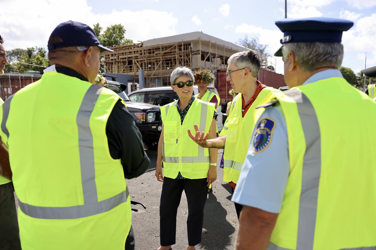 Senator Penny Wong tweet media