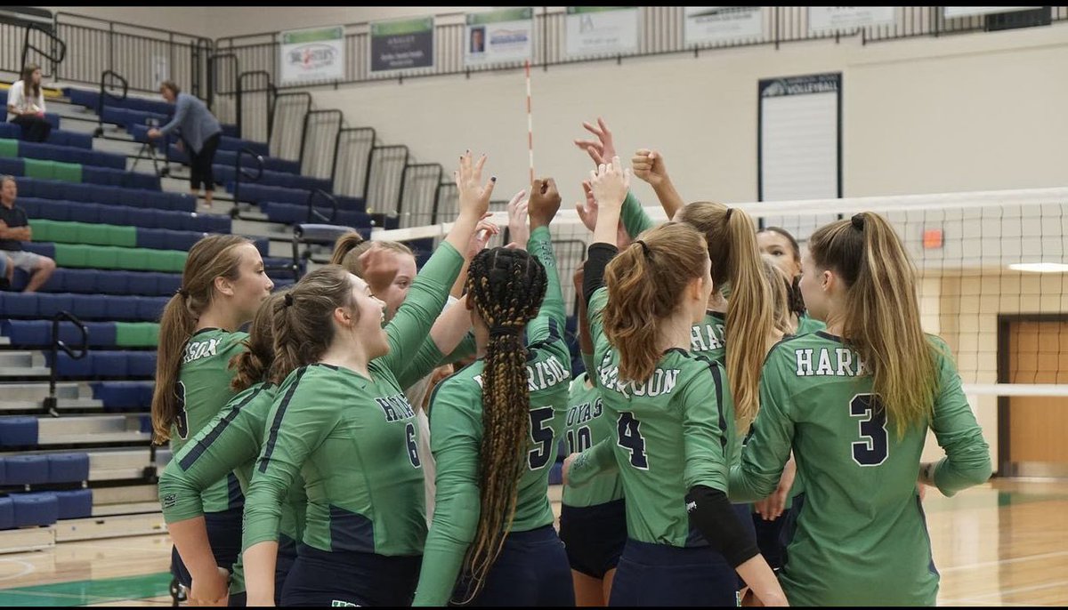 ‼️ 🏐 MOVING ON TO THE #SWEET16 🏐‼️ #Congratulations to the Lady Hoyas volleyball team for advancing in the #GHSA state playoffs 👏👏👏👏 #GoHoyas #HoyaSaxa