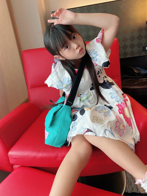 Twitterのコスプレ画像22