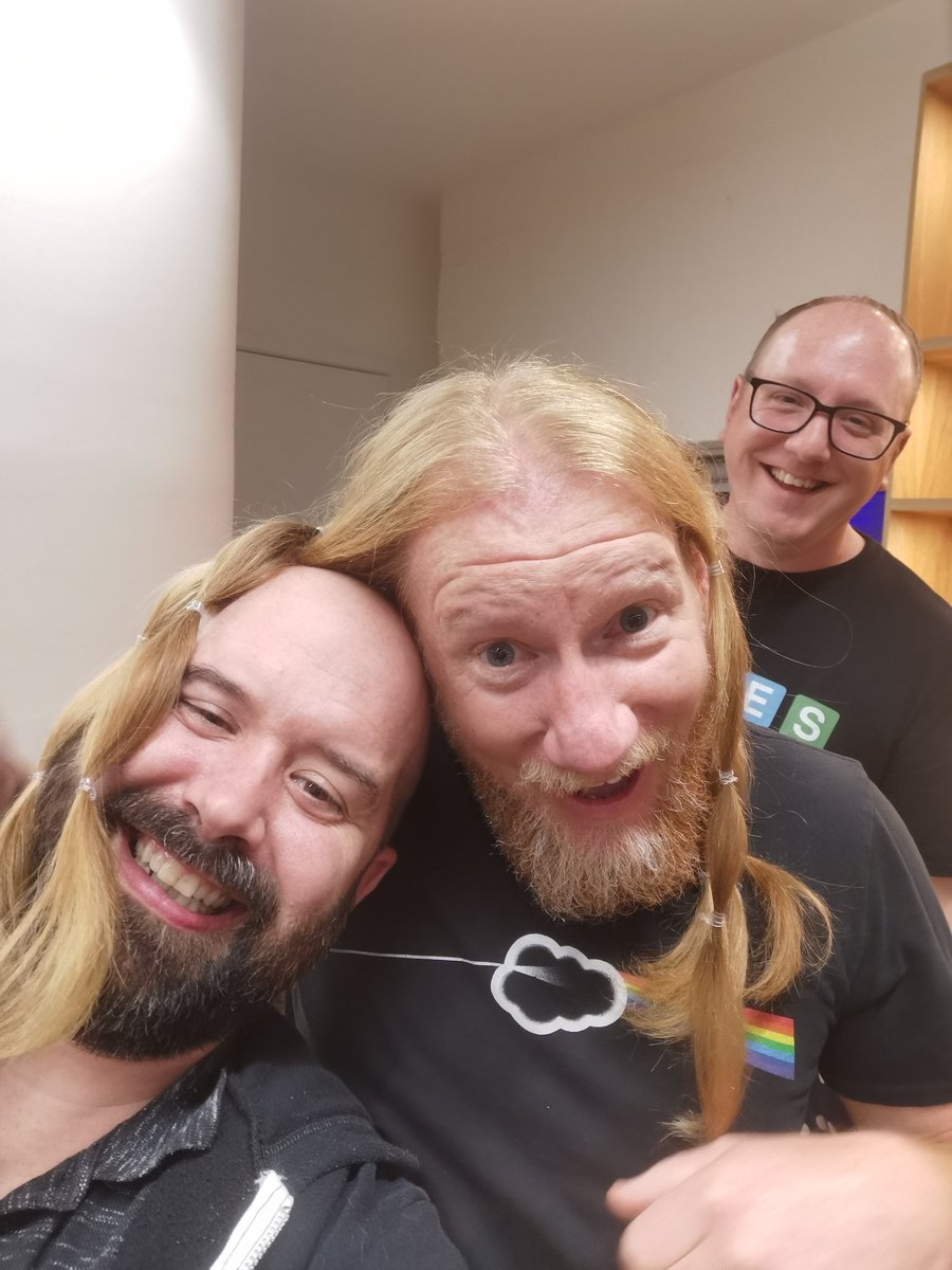 I couldn’t be more thrilled at the £1900 that has been raised for <a href="/bloodcancer_uk/">Blood Cancer UK</a> through letting the @LAUGTweets chop off my hair.
Thank you soooo much to everyone who has donated (you still can).
The hair is being sent off to <a href="/LPTrustUK/">Little Princess Trust</a> too.
justgiving.com/fundraising/to…