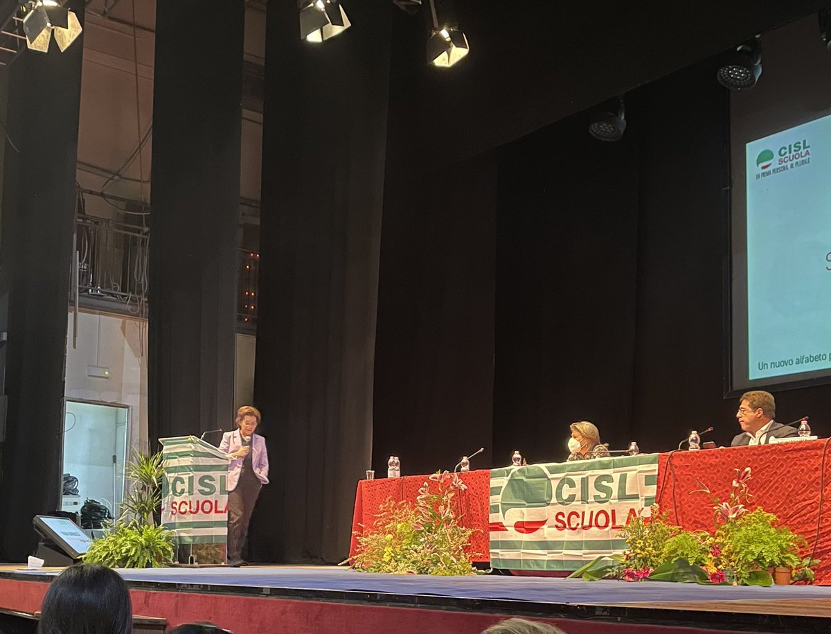 cislscuola's tweet photo. Ivana Barbacci: orgogliosi di essere non un sindacato qualunque, ma una comunità che crede nel valore del lavoro di scuola, che merita più piena e giusta dignità. ⁦@CislNazionale⁩ ⁦@MIsocialTW⁩ ⁦@Tuttoscuola⁩ ⁦@TecnicaScuola⁩ ⁦orizzontescuola⁩ https://t.co/93t0CJiEMP