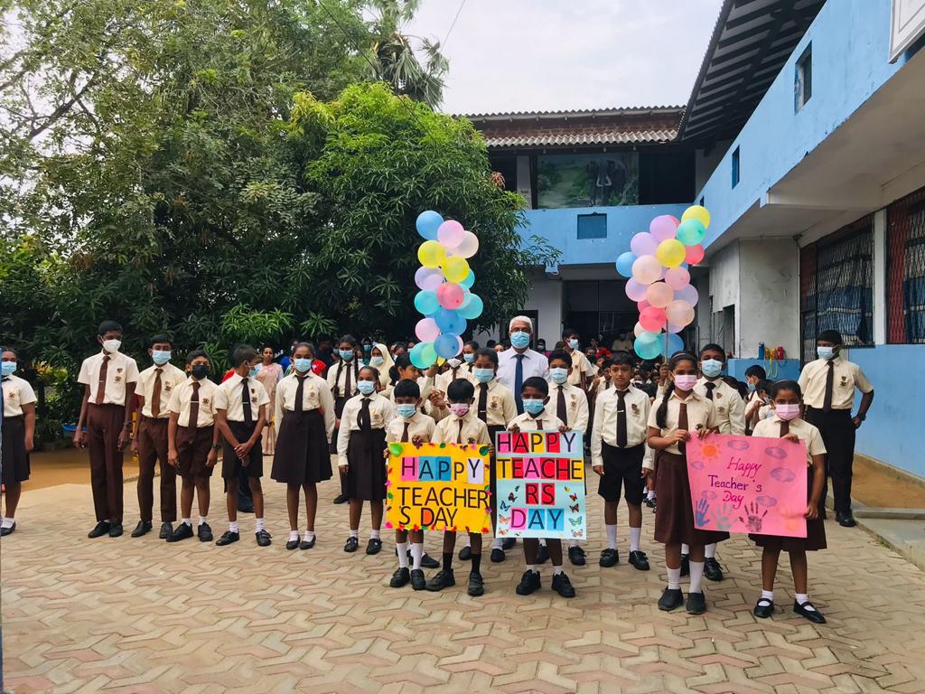 ☺️😍Teachers Day Surprises &amp; Celebrations 😍☺️
JMC Polonnaruwa Branch
#JMCCollege #JMC #jmcpolonnaruwa #teachersday #surprise