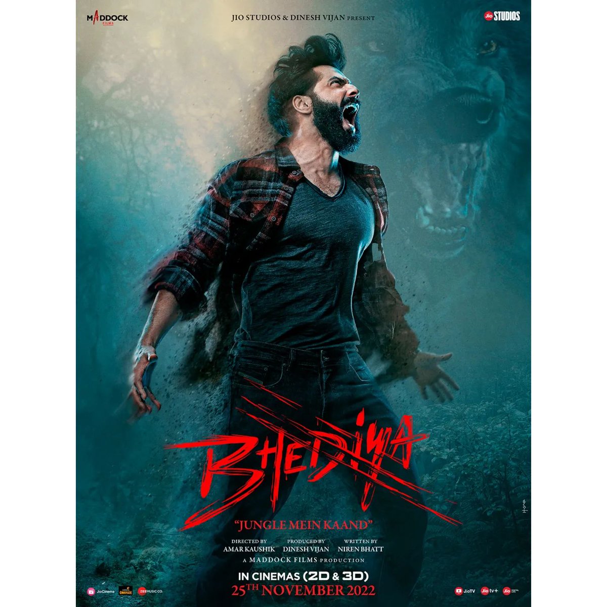BollywoodTimes0's tweet photo. @Varun_dvn looks wild &amp; intense as he HOWLS in this new poster from #Bhediya! #BhediyaTrailer out tomorrow!  
The film to release in cinemas in 2D &amp; 3D on 25th November.🐺

@kritisanon #amarkaushik #DineshVijan
@MaddockFilms @officialjiostudios @ZeeMusicCompany https://t.co/pLPdviQpBN