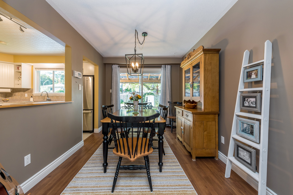 Laura Werrell on Twitter "This Barrie home has been renovated top to