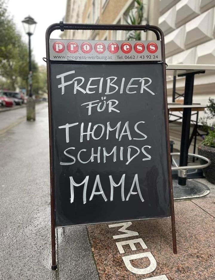 Freibier für Thomas Schmids Mama