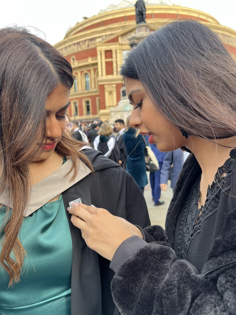 ChiragGir's tweet photo. #prouddad moment. Congratulations Tanvi for #graduating today #aero #ourimperial #aeronautics https://t.co/TckhH5Ehnn