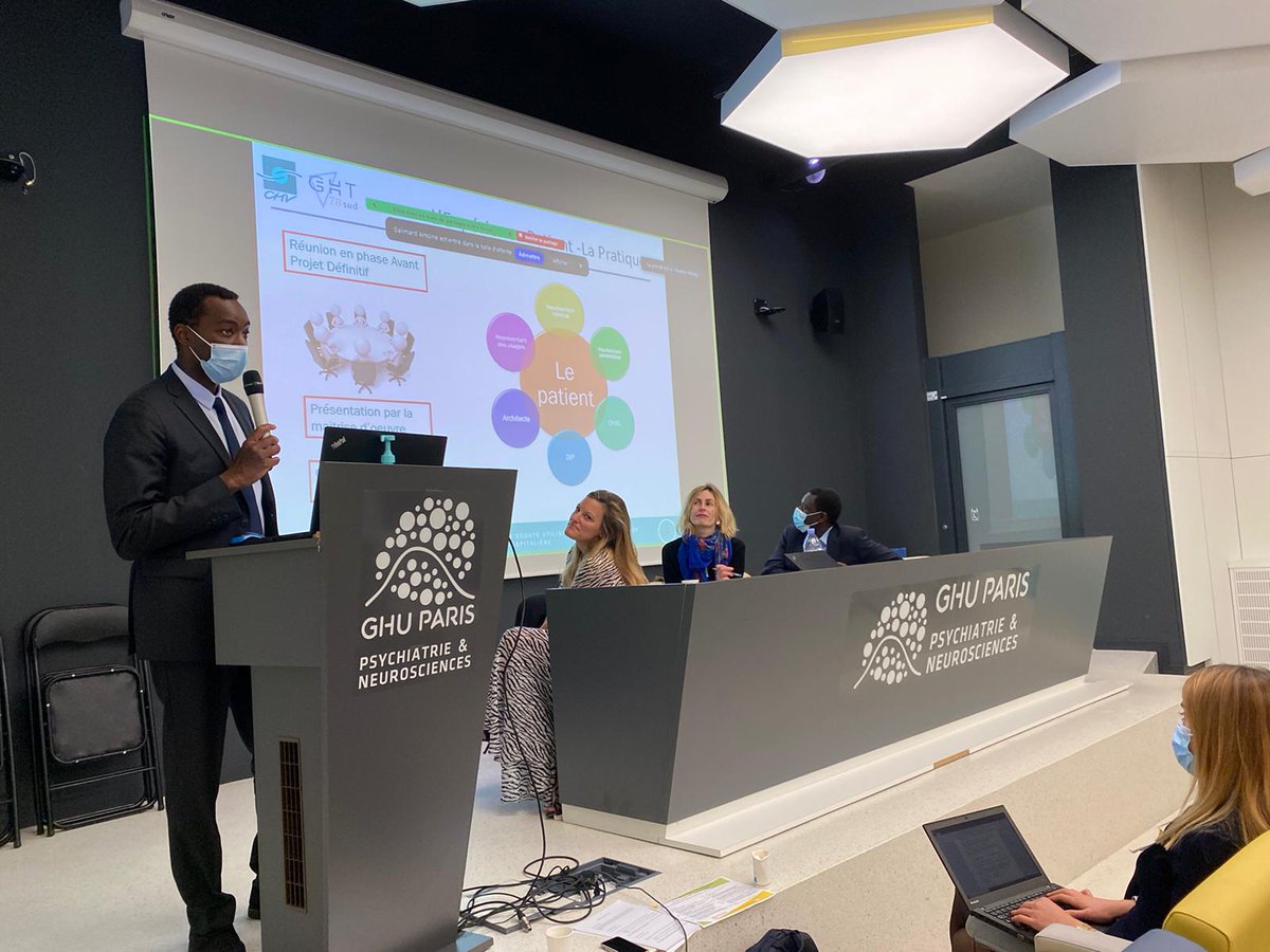 #sdal2022 Moussa Touré du <a href="/CH_Versailles/">Centre hospitalier de Versailles</a> nous présente tout l'intérêt de mettre en place une démarche d'écoute utilisateurs sur des projets de rénovation hospitalière !