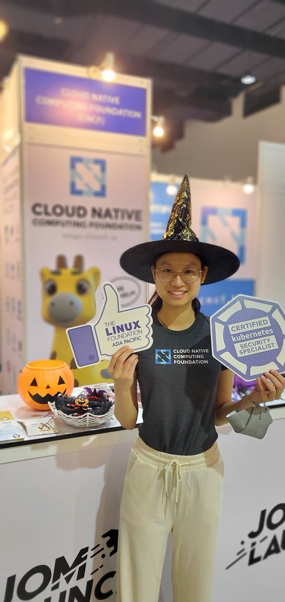 ApacLinux's tweet image. Day 1 @ JOMLAUNCH!