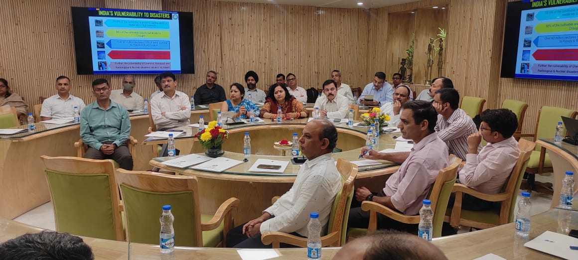 ndmaindia's tweet photo. .@ndmaindia Members and Senior Officials hold an interaction meeting with the participants of the 48th Advanced Professional Programme in Public Administration (APPPA), IIPA at NDMA Bhawan today. 
#KnowYourNDMA
#DisasterManagement https://t.co/VimuvgpSAI