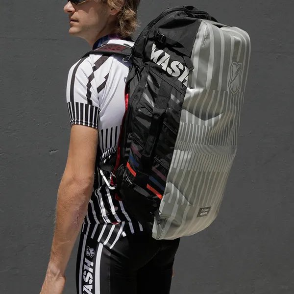 COMMUNION tweet media