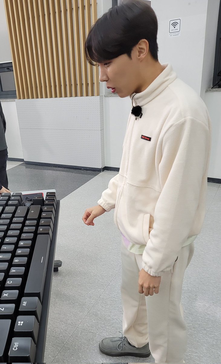 kimshe01's tweet photo. https://t.co/CBbYqVLVKD