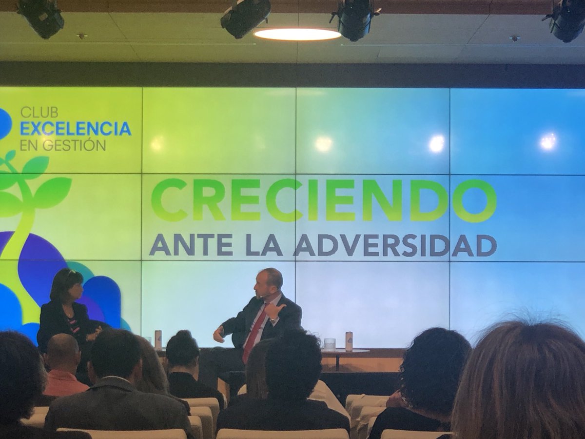 juancarcubeiro's tweet photo. “Liderazgo de aprendizaje, cultura de aprendizaje”, ⁦@jesusaraujo33⁩ ⁦@Cegos_es⁩ y Latam, nos da la clave para atraer y fidelizar talento. “La cultura nos define”. #ForoAnualCEG ⁦@Club_Excelencia⁩ https://t.co/MYWbz0tm04