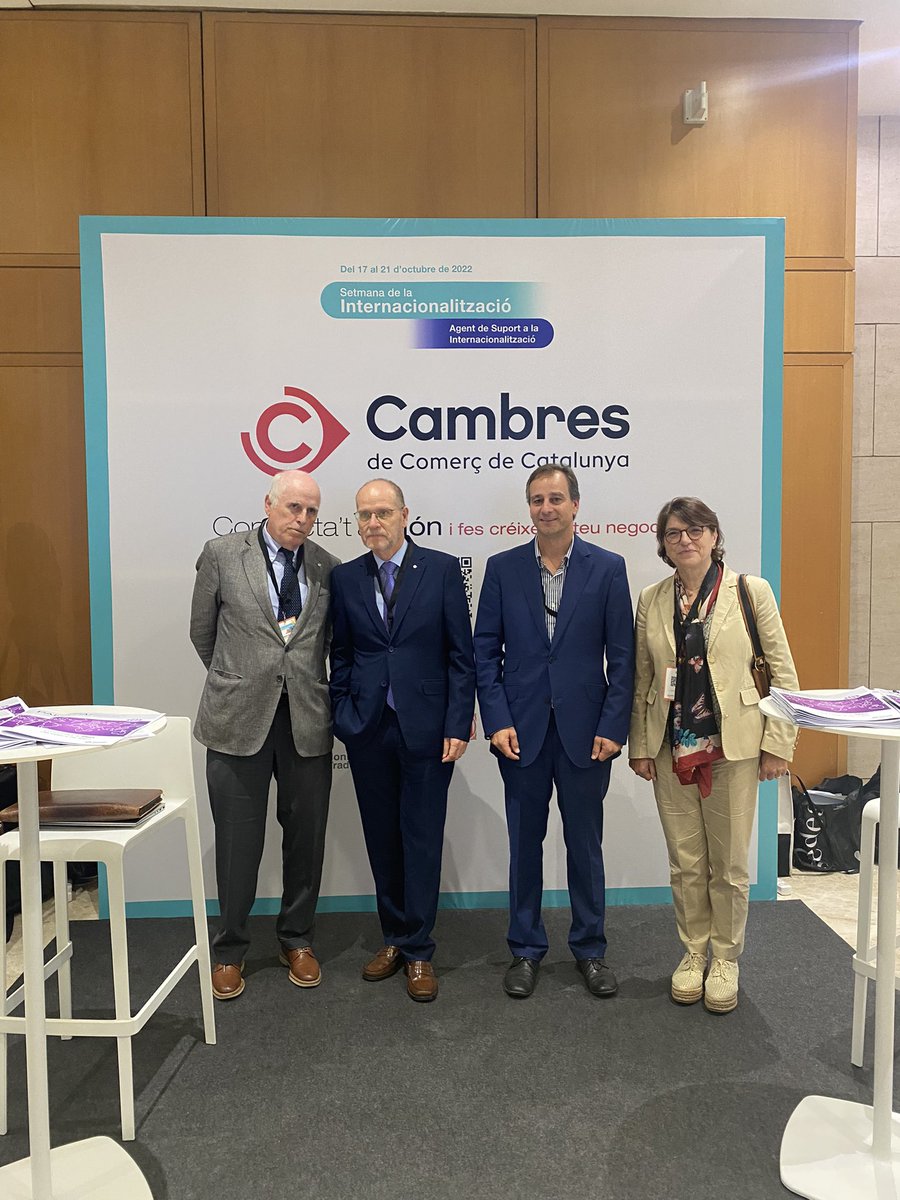 Cambres_Go's tweet photo. A la Jornada central #SetmanaACCIO @cambrescat @accio_cat amb presidents i membres de la comissió d’#internacionalitzacio de @CambraTerrassa @CambraSabadell i @CambraSantFeliu https://t.co/SRylNoUbE1