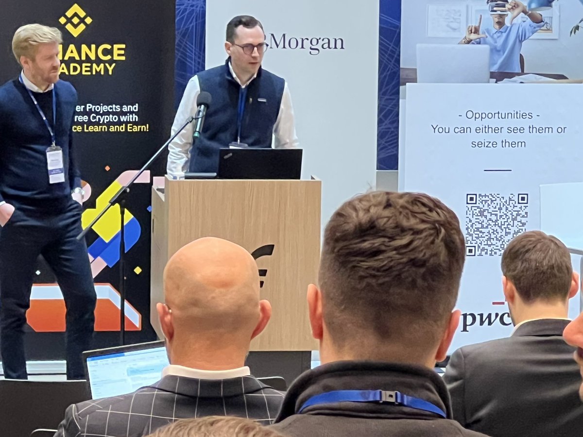 MarcPussar's tweet photo. Thx Max Eberle &amp; Felix Kramer (@KPMG_DE) for important questions for crypto assets business models @Crypto_CAC @fsblockchain: 1. How to quickly gain market share? 2. How to extent revenue contribution? 3.Which license mix? 4. How to safeguard sufficient funds on your way? https://t.co/4bGTxthoxT