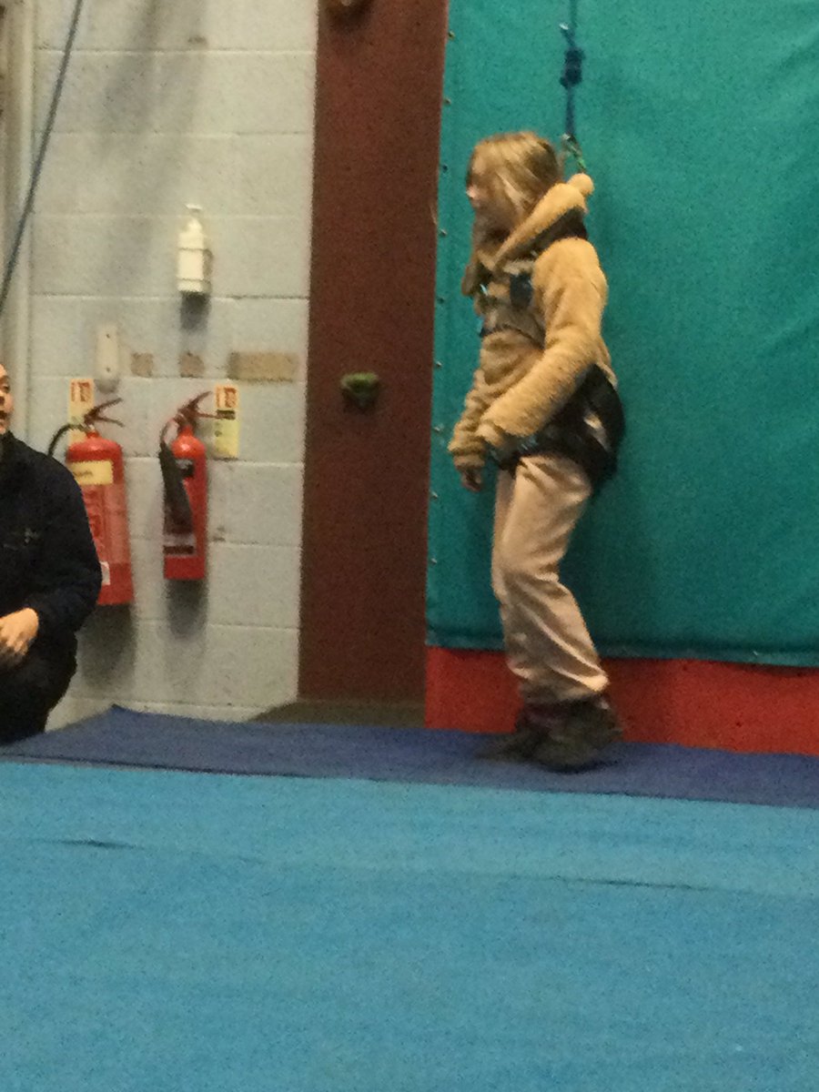 Class3l's tweet image. Violet was not keen to try this but she went first and absolutely smashed it. Super proud of her.