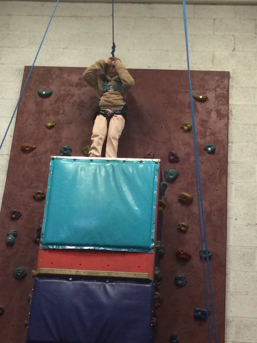 Class3l's tweet image. Violet was not keen to try this but she went first and absolutely smashed it. Super proud of her.