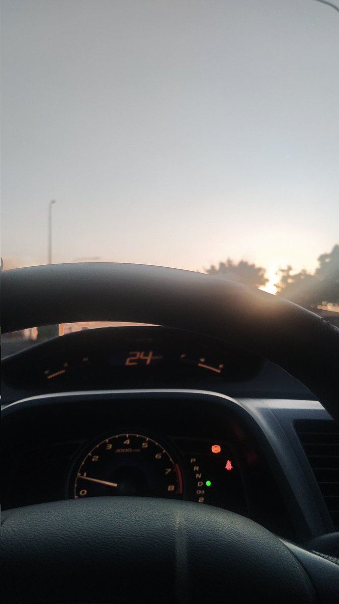 Cajloj's tweet photo. Driving to the work / Sailing to my home https://t.co/hzcP56hyjd