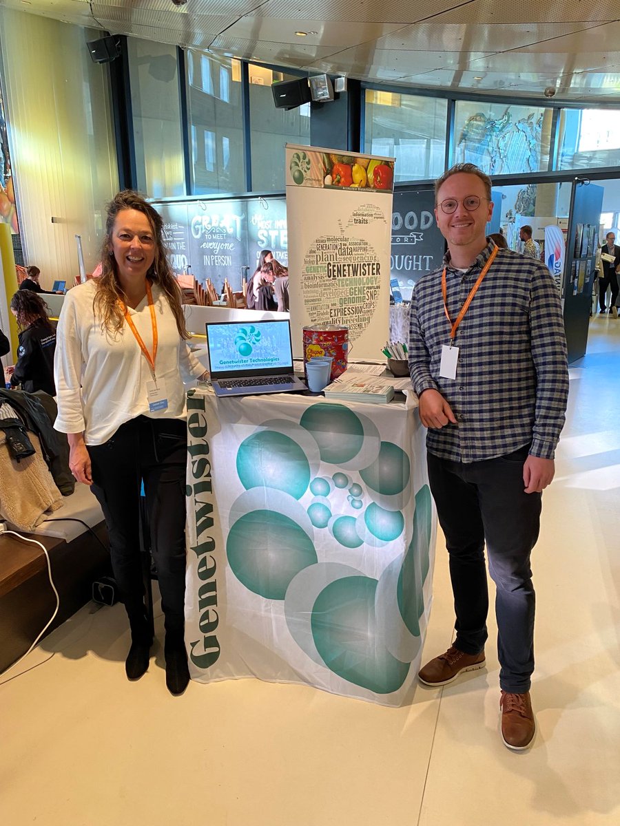Meet us today at the <a href="/WUR/">Wageningen U&R</a> #career day at stand 41! Sr. scientist bioinformatics Peter van Dam (@pvdam3) and HR advisor Carla van Beek can tell you more about internship and career opportunities at Genetwister! #plantbreeding #bioinformatics #geneticsandbreeding