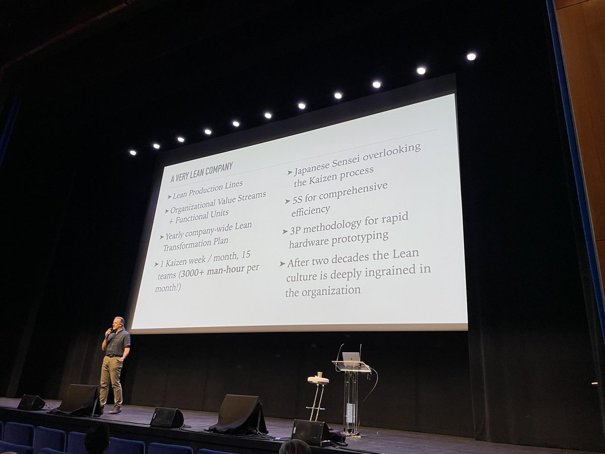 FlowConFR's tweet photo. 💡What Agile can learn from Lean Manifacturing - and viceversa 

@andreaprovaglio sharing with us a quite commun metaphor, we want our organization to work like an oiled machine ⚙️

#FLOWCON https://t.co/DkIpxiBfTr