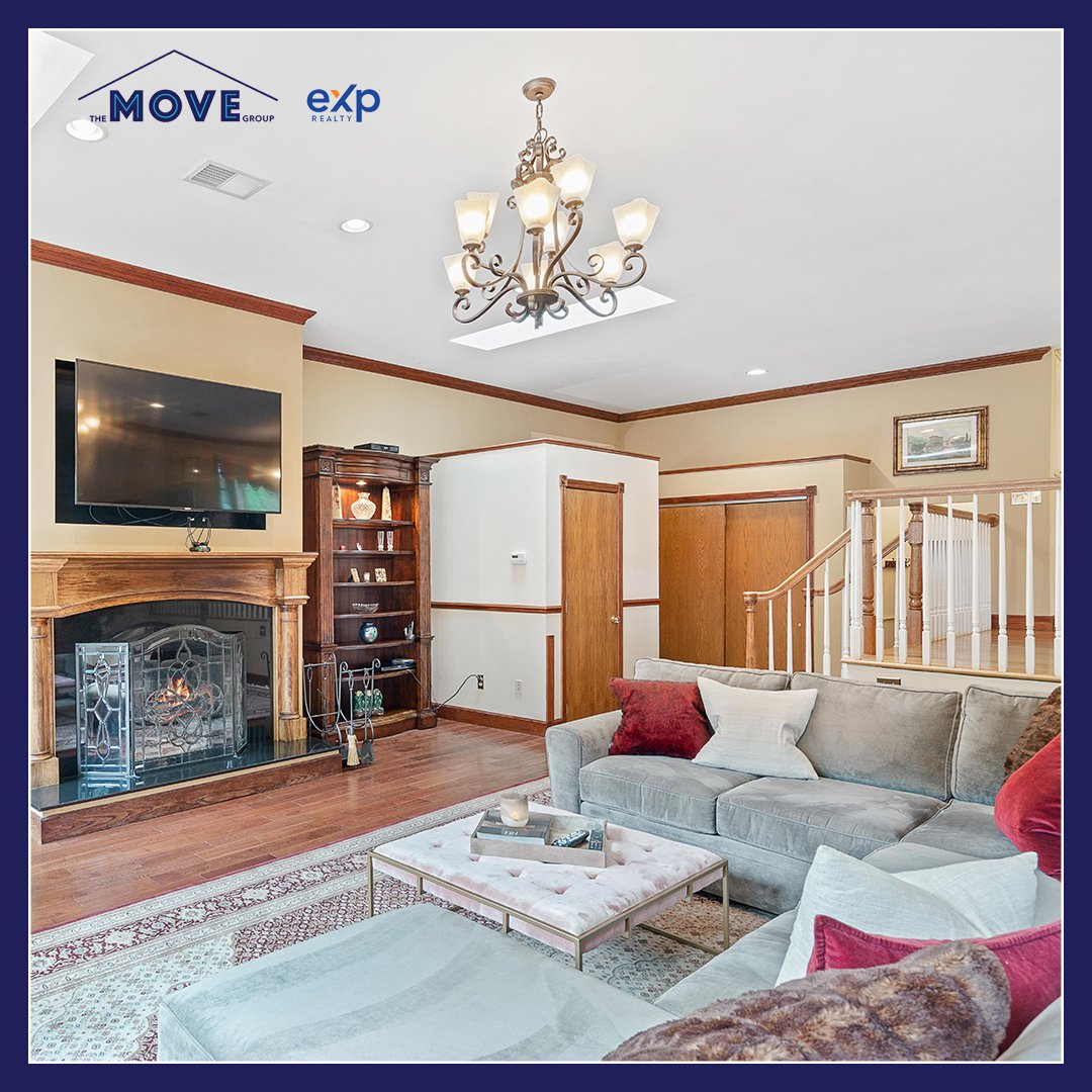 ChrisTarta's tweet photo. A fireplace is a must in your living space to create a feeling of relaxation and warmth.
.
.
.
#realtormemes #realestate #realestatememes #realtor #realtors #realtorlife #realtorsofinstagram #realestateagent #realestateagents #realestateagentsofinstagram #housing
#homebuyers https://t.co/i8Hts7lO5D
