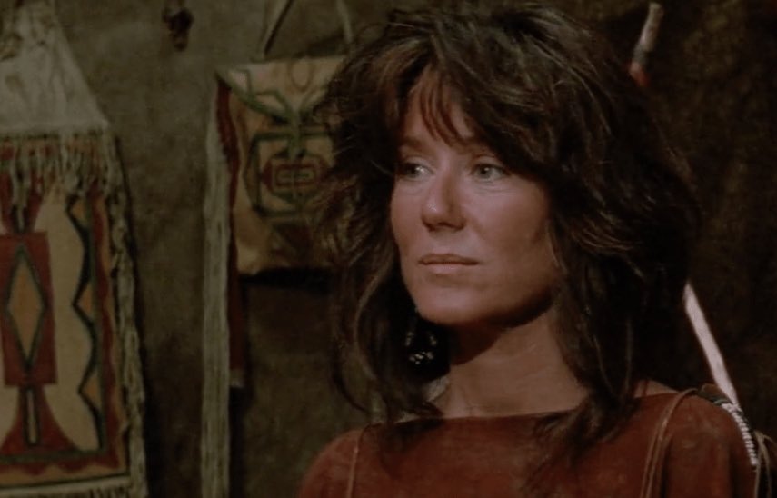 MMHistorian's tweet photo. October 19, 1990
Dances With Wolves premieres in Washington, D.C. 
#MaryMcDonnell as Stands With a Fist

DWW would have 4 separate premieres within the US so stay tuned for more DWW content! https://t.co/6ue4Fk8h2M