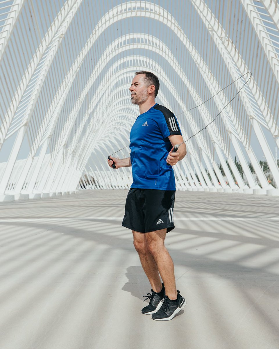 niarchosandreas's tweet photo. From boosting heart health to decreasing anxiety levels, jumping rope can be an effective and fun cardio exercise! 

#jumpingrope #skippingrope #outdoortraining #fitnessmotivation #cardioworkout #calorieburn #cardioday #oaka #adidastraining #fitnesslab #greek #coach #fitness https://t.co/AizRI7Vej4