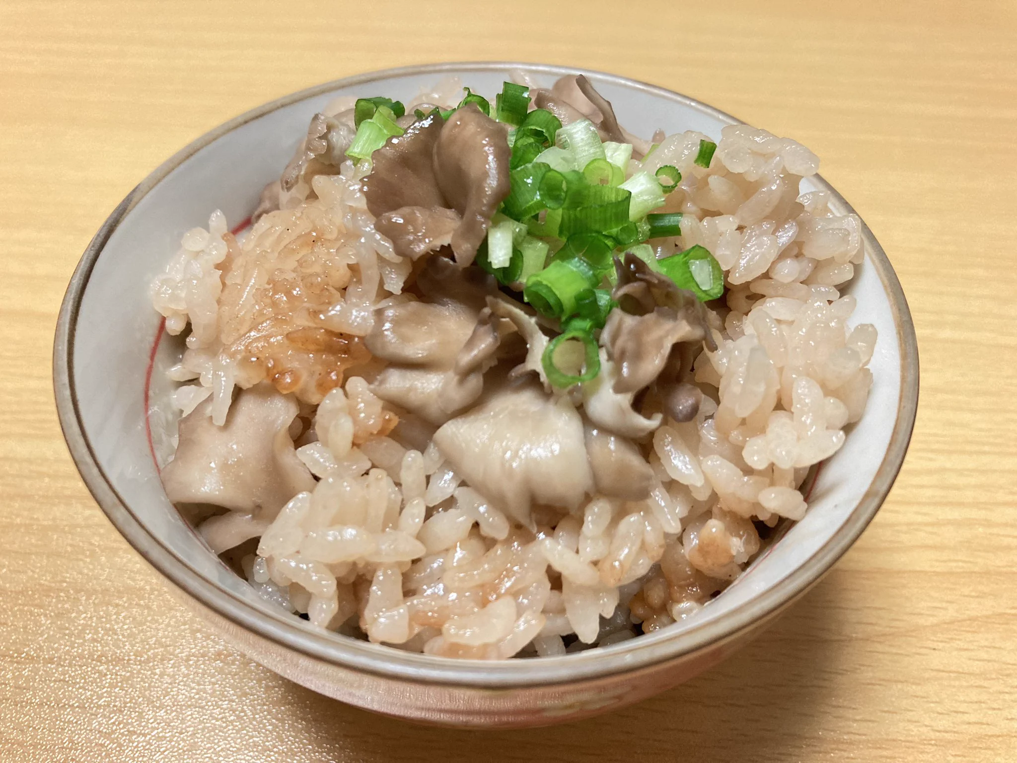 おにぎりにしても美味しそう！舞茸を使った「炊き込みご飯」のレシピ！