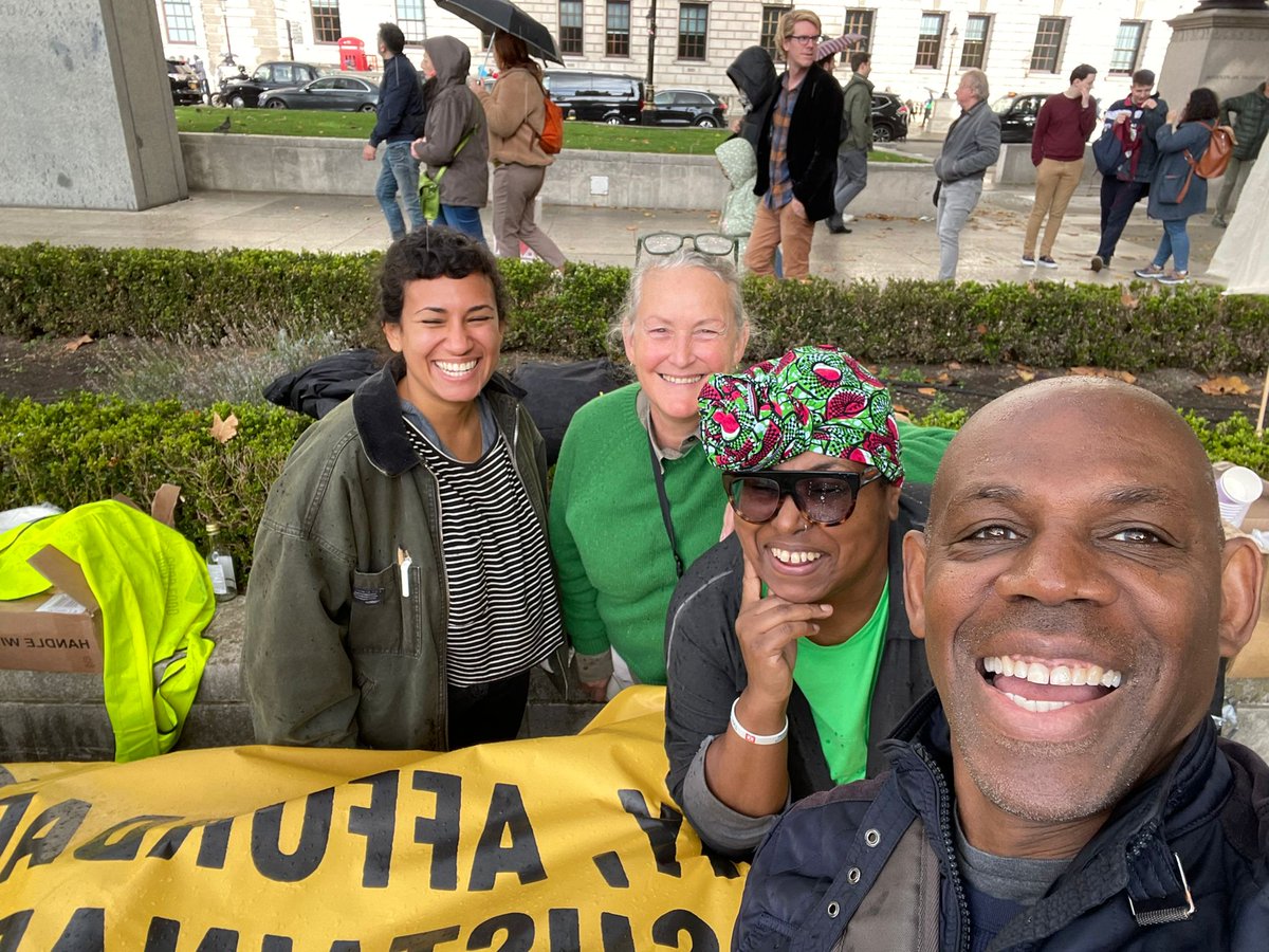 leegreens's tweet photo. Our director Chris had a great time on the Good Food, Good Farming march on Saturday 15th.
"It was great to meet, eat and speak with Dee Woods from Granville Community Kitchen in Kilburn and @LandworkersUK , and @cindypalmano , independent climate narrative strategist! 💚💚 https://t.co/8RNs23UPza