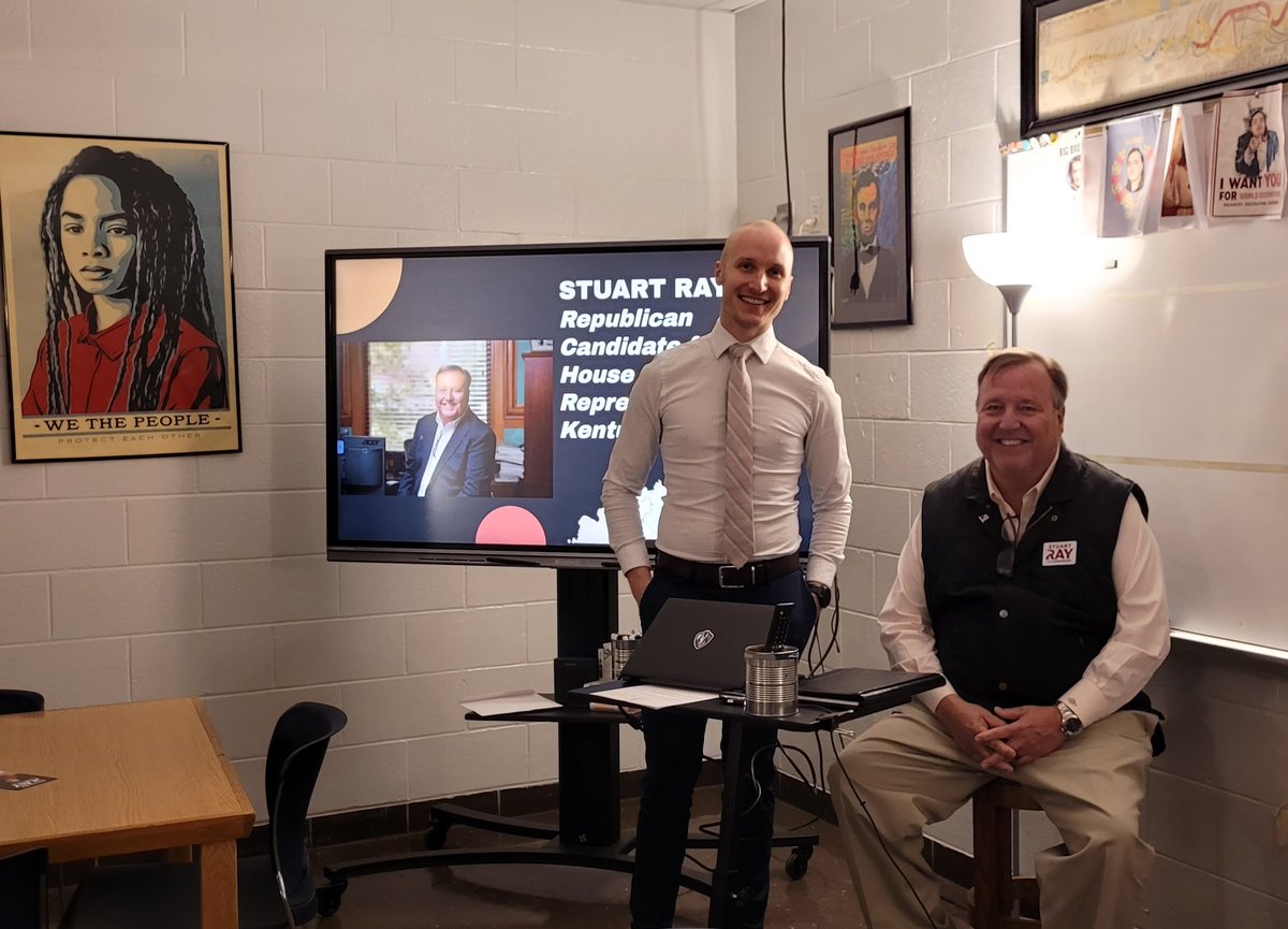 StuartRayforD3's tweet photo. Thank you @teach_the_past for inviting me to speak to your political science classes at Marion C. Moore HS. Great group of students. #TheFuture #RedWave #YoungVoters #VoteRAY https://t.co/s0Qb3Jm9FM
