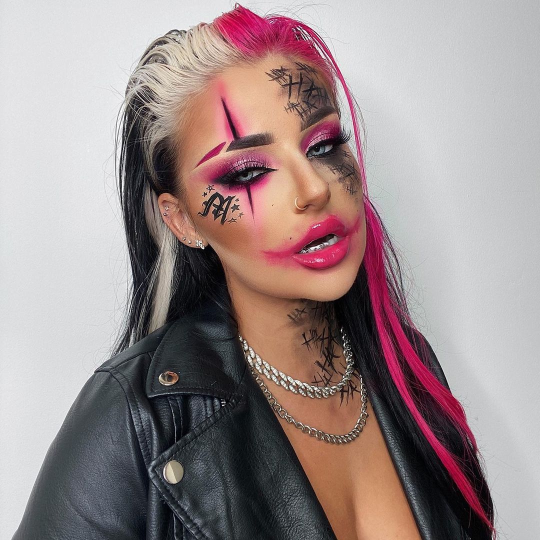 ChaoticRayne's tweet photo. Trying out different Halloween looks. https://t.co/qXLFjhBce8