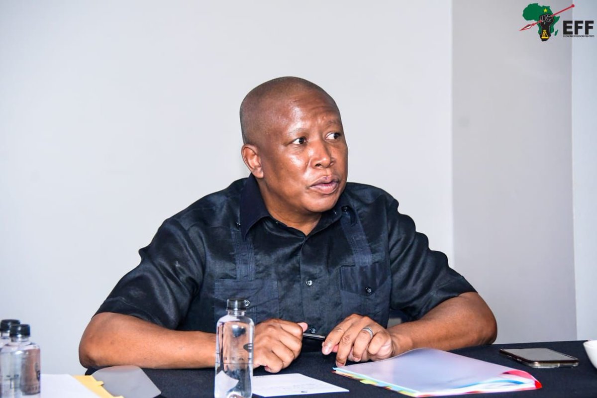 EFFSouthAfrica's tweet photo. ♦️In Pictures♦️

The EFF leadership led by CIC @Julius_S_Malema held a bilateral meeting with the IFP, led by its President Velenkosini Hlabisa to discuss coalitions and various issues relating to governance https://t.co/V2Xyt5kwN2