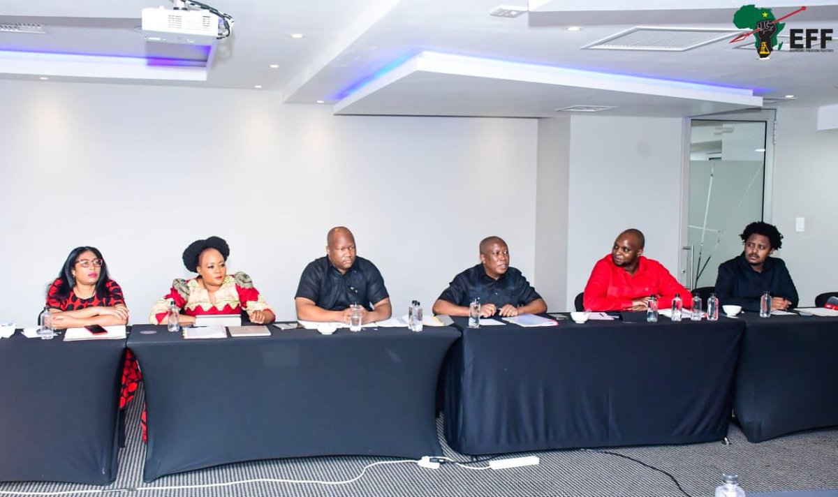 EFFSouthAfrica's tweet photo. ♦️In Pictures♦️

The EFF leadership led by CIC @Julius_S_Malema held a bilateral meeting with the IFP, led by its President Velenkosini Hlabisa to discuss coalitions and various issues relating to governance https://t.co/V2Xyt5kwN2