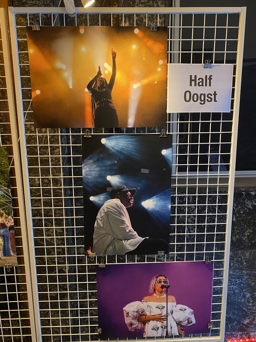 Bram_De_Jaegher's tweet photo. Wat een geweldige zomer was dat man! Merci MIJNLEUVEN om mij in te schakelen als fotograaf! Mijn foto’s hangen nu in het stadhuis van Leuven! Ga zeker eens een kijkje nemen als je tijd zou hebben :)) https://t.co/rEz5OYr1j0
