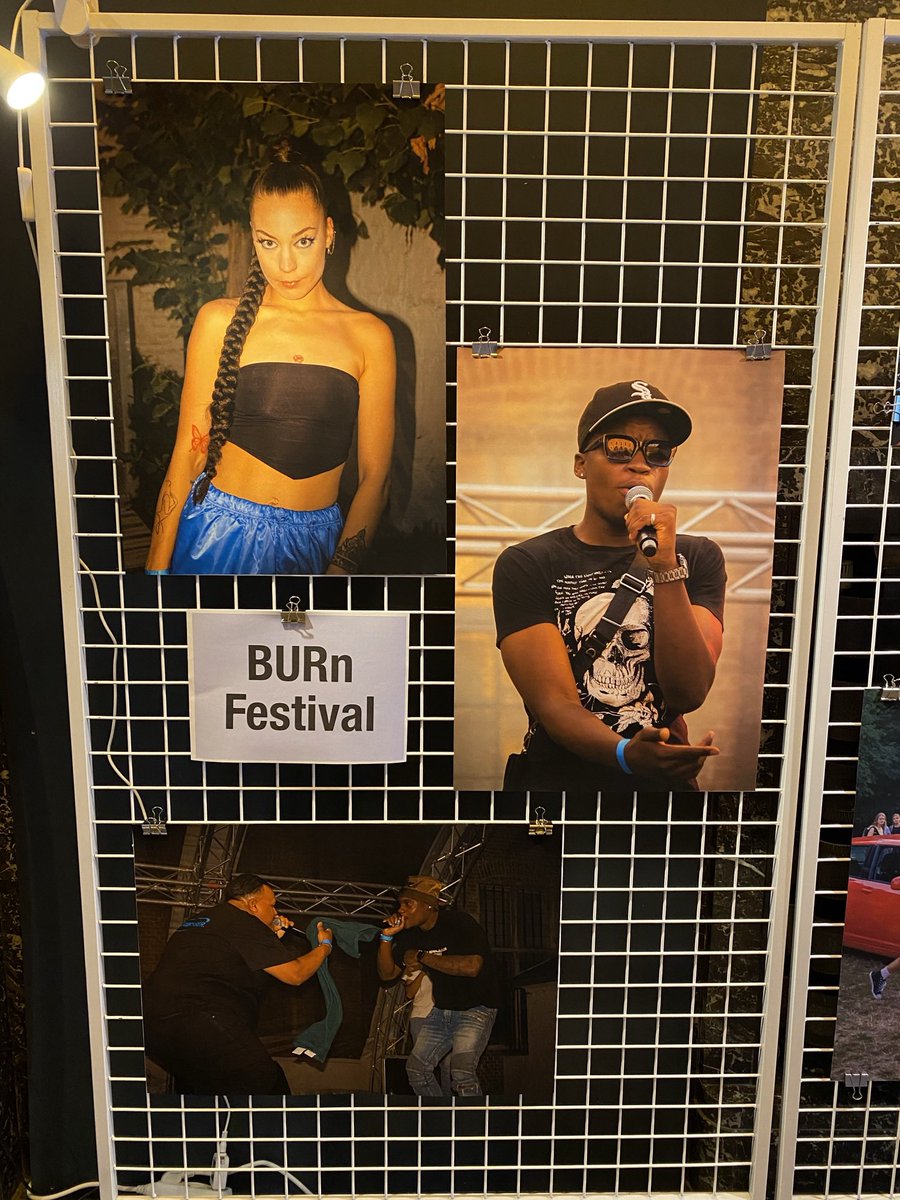 Bram_De_Jaegher's tweet photo. Wat een geweldige zomer was dat man! Merci MIJNLEUVEN om mij in te schakelen als fotograaf! Mijn foto’s hangen nu in het stadhuis van Leuven! Ga zeker eens een kijkje nemen als je tijd zou hebben :)) https://t.co/rEz5OYr1j0