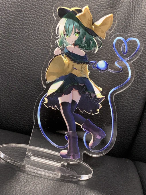 例大祭のグッズたちです!(アクキーのお姉ちゃんの方ミスってちょっとちっちゃくなってしまった) 